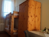 6 pokoi  6 osobowych w starym skrzydle obiektu tzw. 30