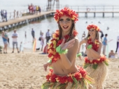 Występ grupy tanecznej na Plaży Miejskiej