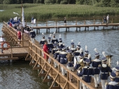 Występ orkiestr dętych z okazji oddania do użytkowania nowego pomostu